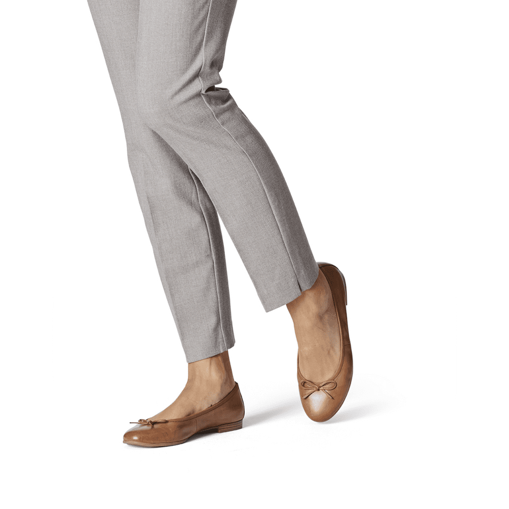 22116 variant 5 Classic Copper Ballerina Flats with TOUCH-IT Technology - Image 4