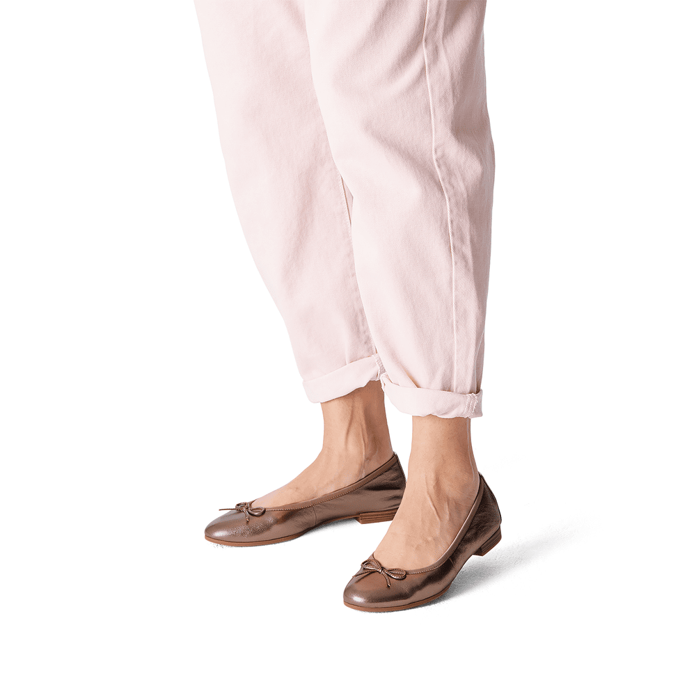 22116 variant 5 Classic Copper Ballerina Flats with TOUCH-IT Technology - Image 2