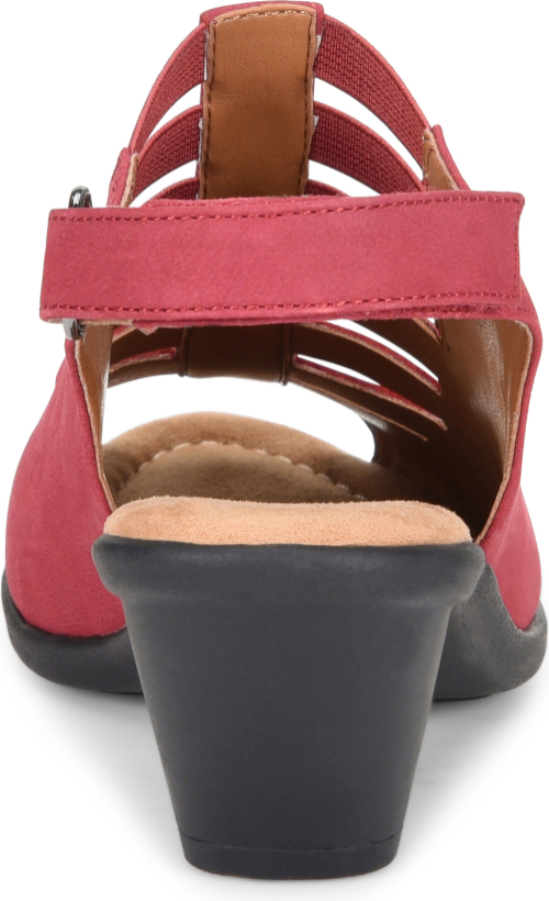 Faye Ruby. Exclusive Pillowtop® memory foam footbed - Image 2